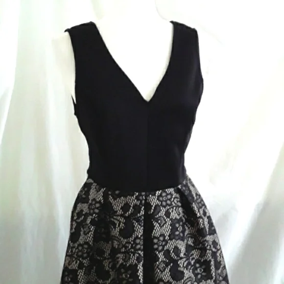 Blue Rain Dress - Picture 2 of 10